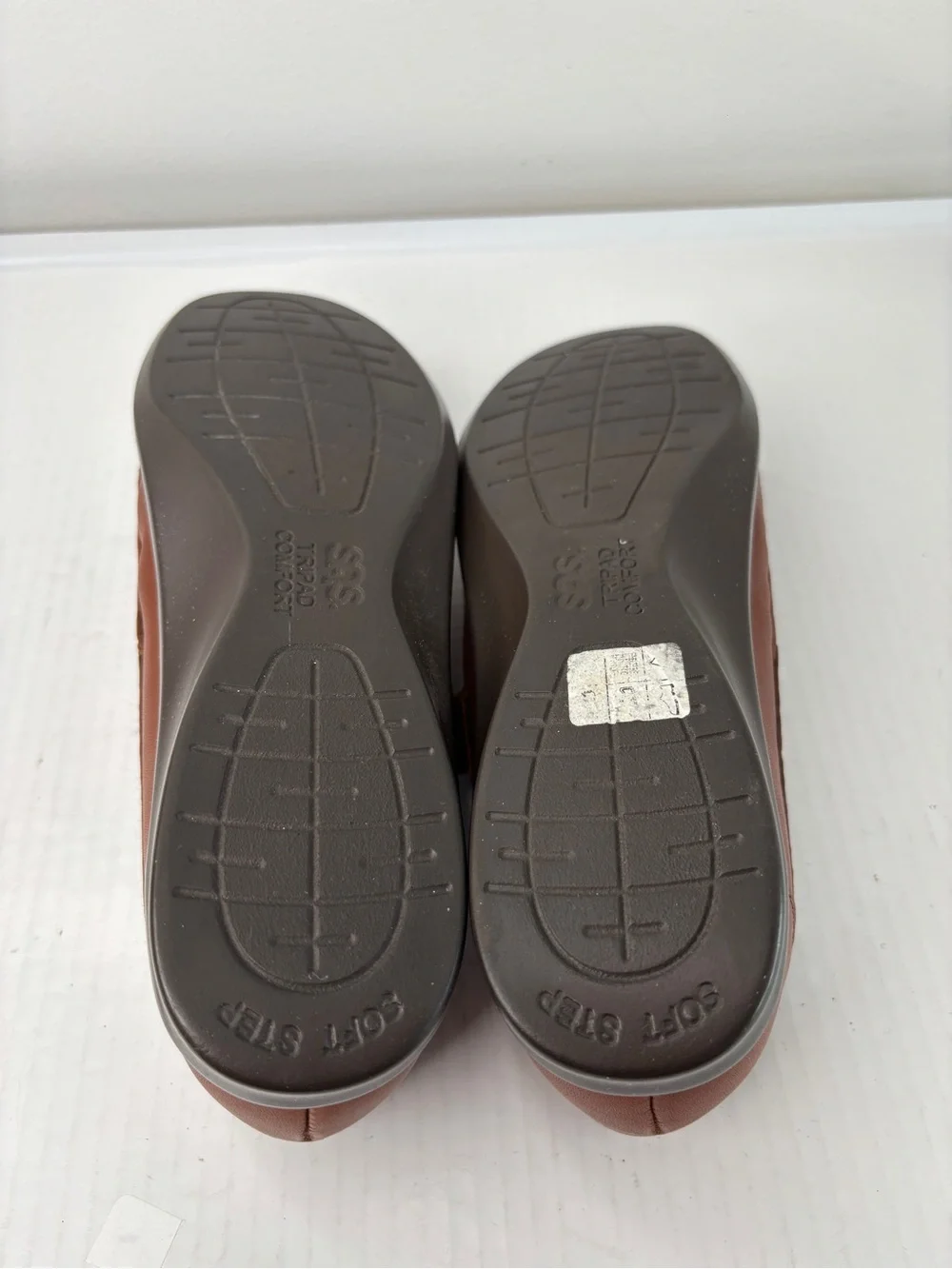 SAS Roamer Tripad Comfort Mary Jane Womens Shoe Sz 9 SLIM Brown Leather T Strap